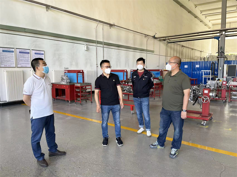 图3 汽车运用学院检查现场.jpg