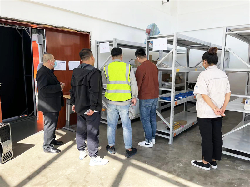 图2 实训室安全检查现场二.jpg