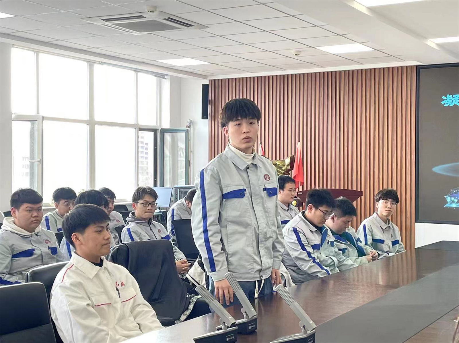 图4 在校生分享感受.jpg