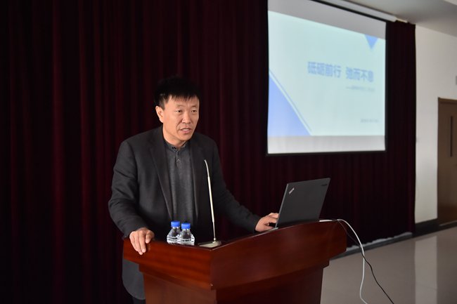 图4 李春明校长发表讲话_副本.jpg